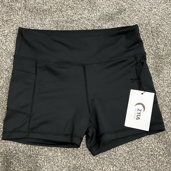 ZYIA Pants - Zyia NWT black shorts